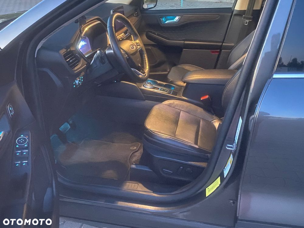 Ford Kuga - 15