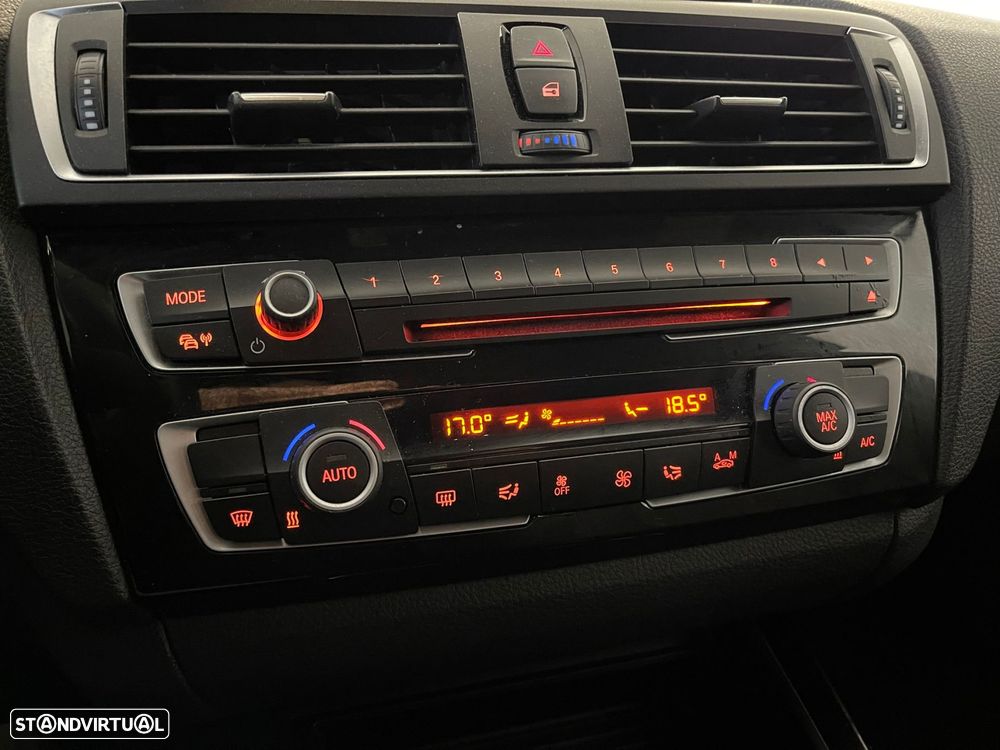 BMW 116 d Sport Line - 28