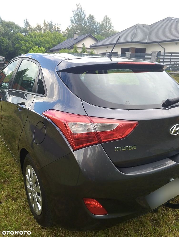 Hyundai i30 1.6 CRDi Classic - 11