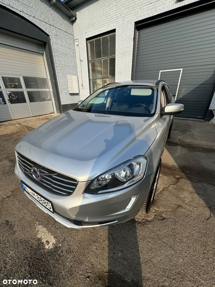 Volvo XC 60 D3 Geartronic Summum - 4