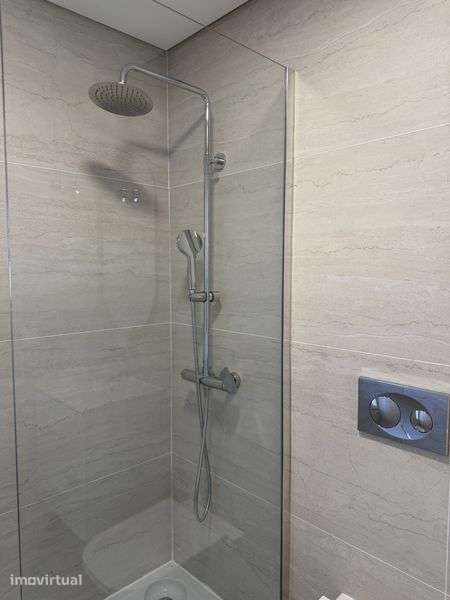 Moradia isolada terrea com piscina - Grande imagem: 4/11