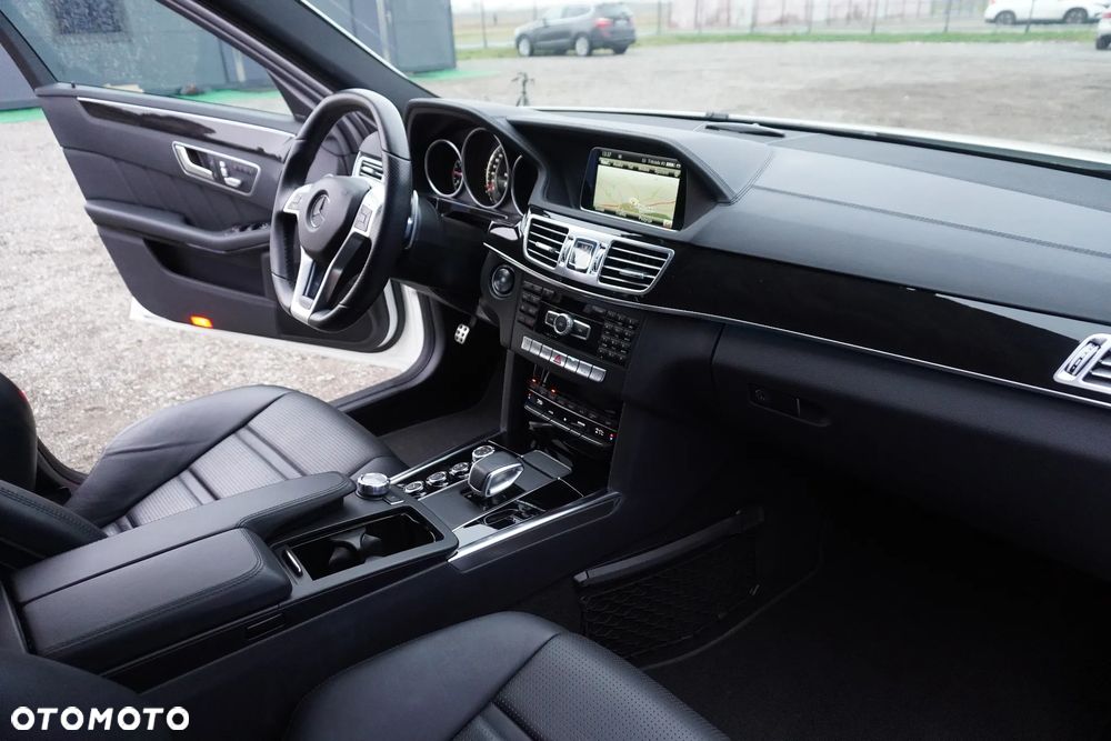 Mercedes-Benz Klasa E 63 AMG 4Matic AMG Speedshift MCT - 39