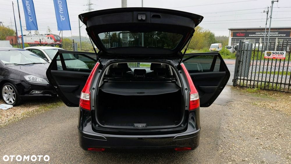Hyundai i30 1.6 CRDi Edition Plus - 29