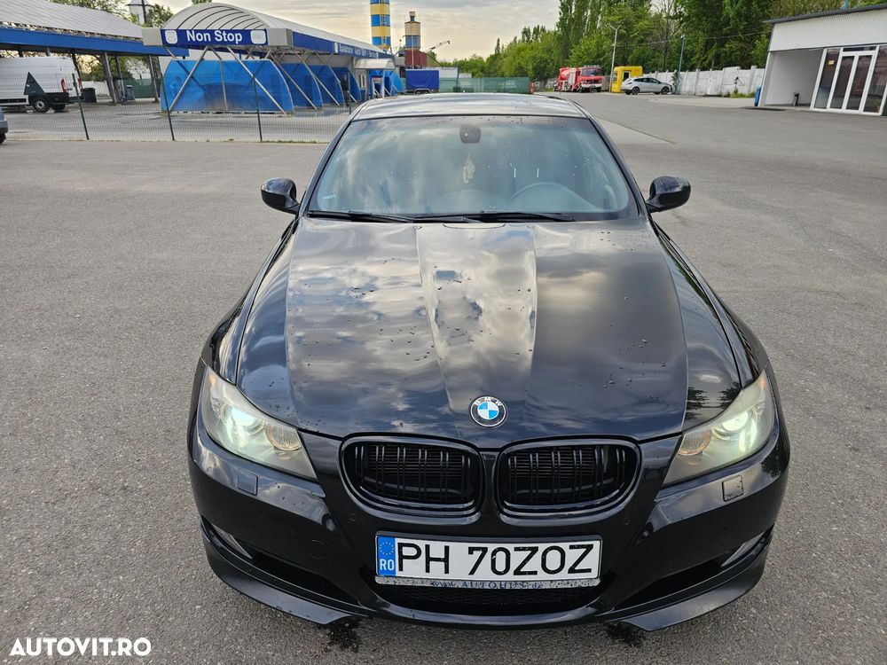 BMW Seria 3 320d - 24