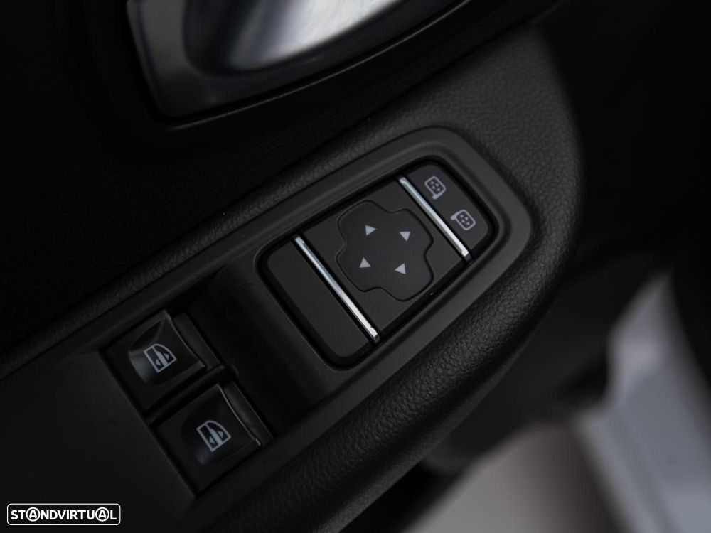 Renault Clio 1.5 dCi Zen - 12