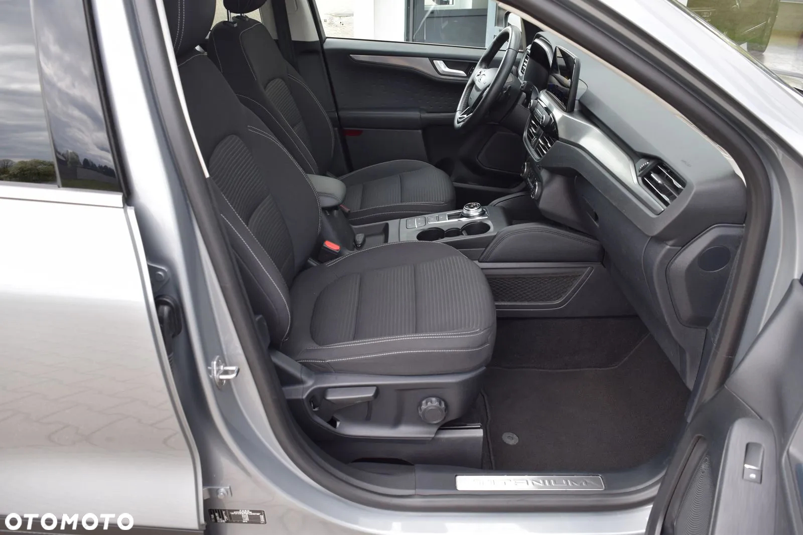 Ford Kuga 2.0 EcoBlue 4x4 TITANIUM - 22