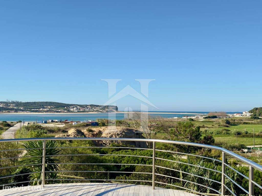 Moradia T4 em Foz do Arelho com Vista para a Lagoa de Óbidos - Grande imagem: 4/40