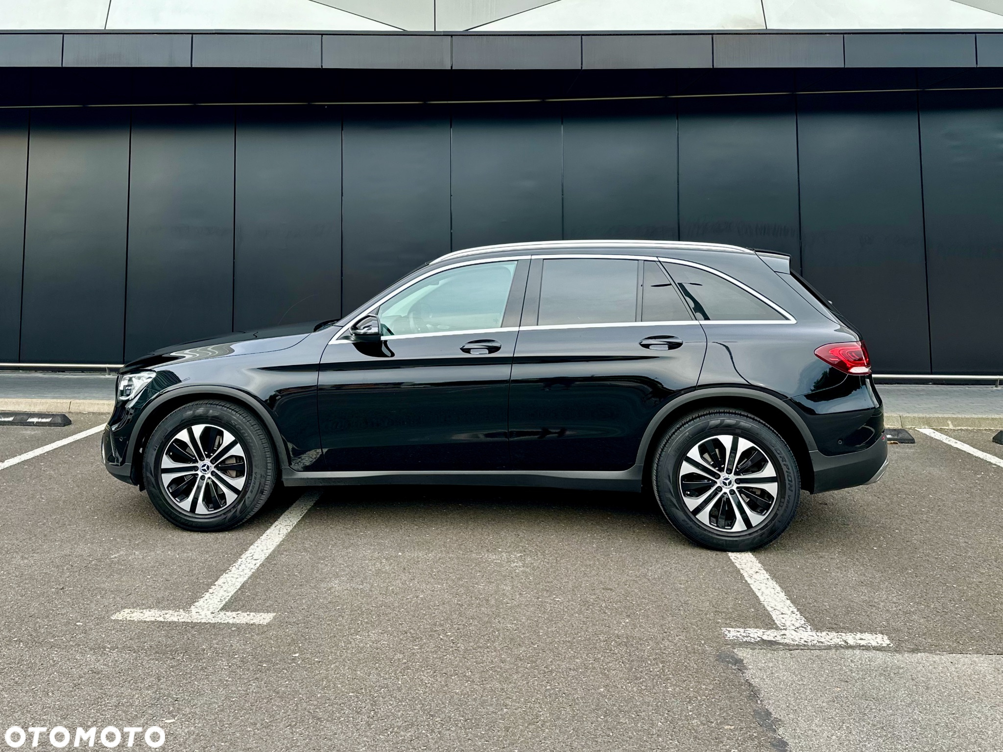 Mercedes-Benz GLC 200 d 4-Matic Business Edition - 3