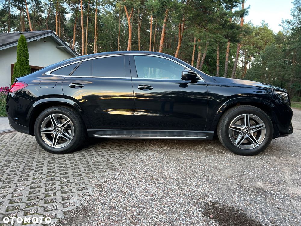 Mercedes-Benz GLE 300 d 4Matic 9G-TRONIC AMG Line Advanced Plus - 4