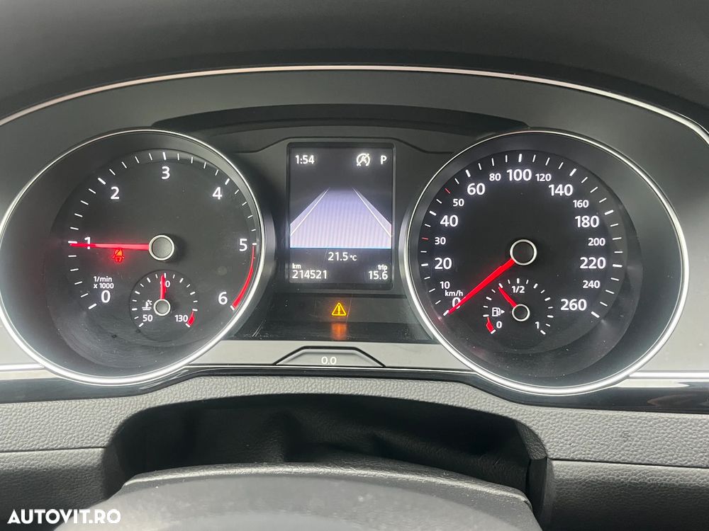 Volkswagen Passat 2.0 TDI DSG Comfortline - 14