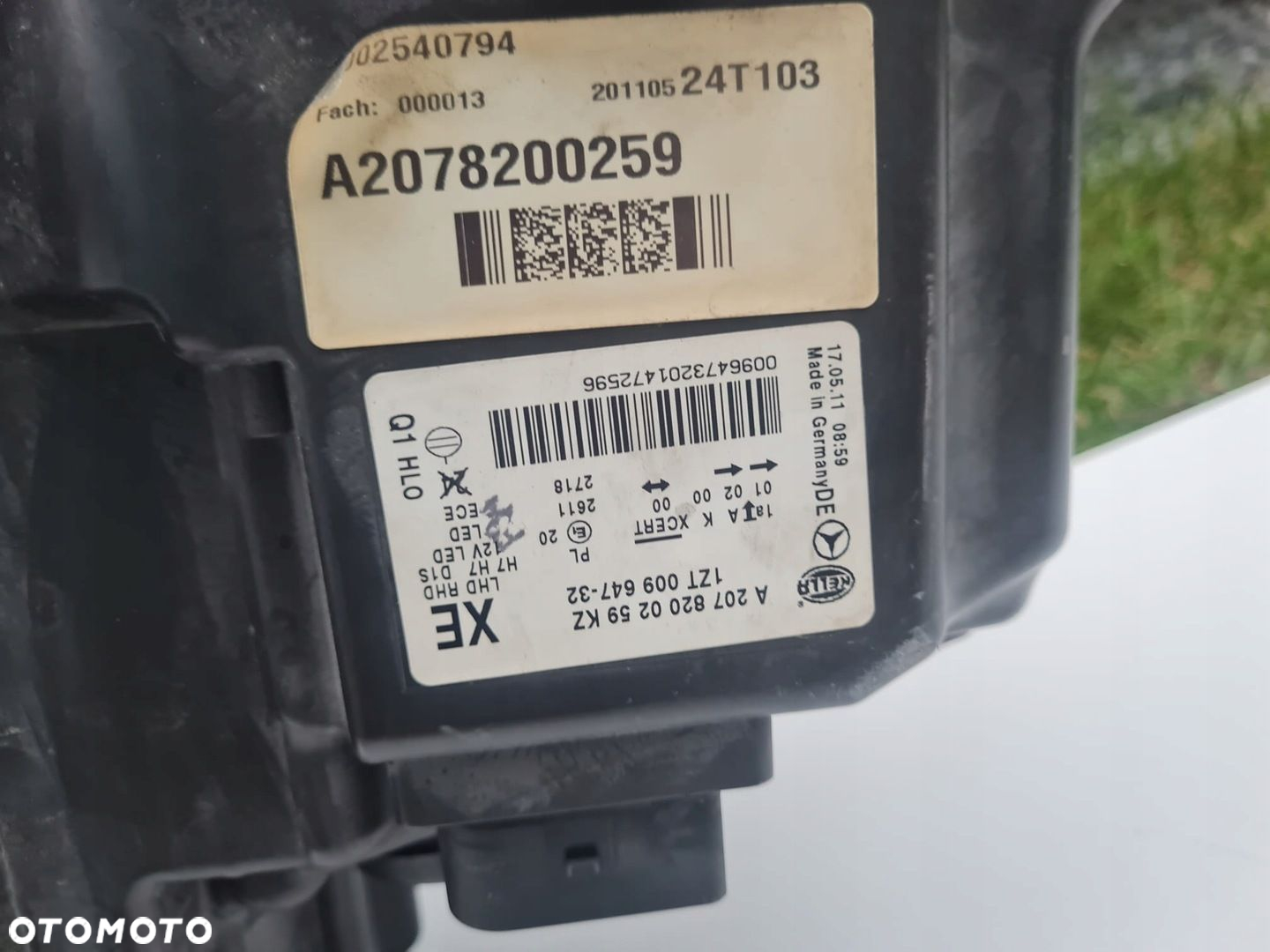 MERCEDES E KLASA COUPE CABRIO 207 C207 Lampa prawa przód Bi Xenon Dynamic - 7