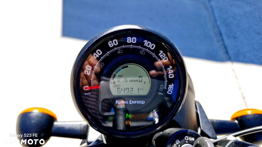 Royal Enfield HNTR - 11