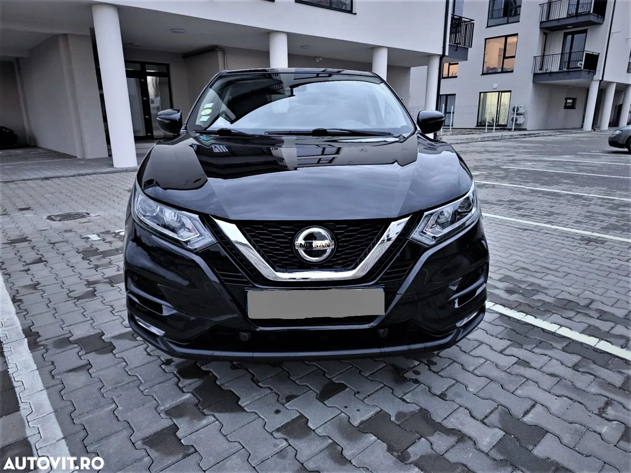 Nissan Qashqai - 1