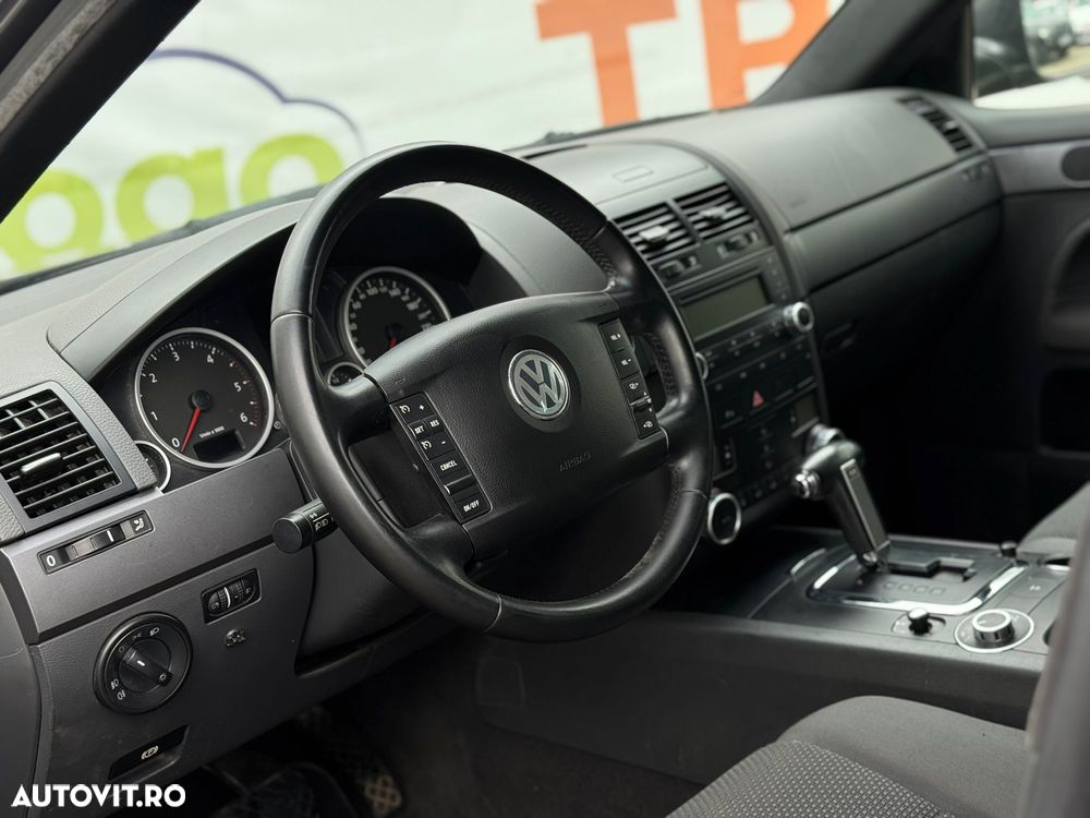 Volkswagen Touareg 2.5 R5 TDI DPF Aut. - 31