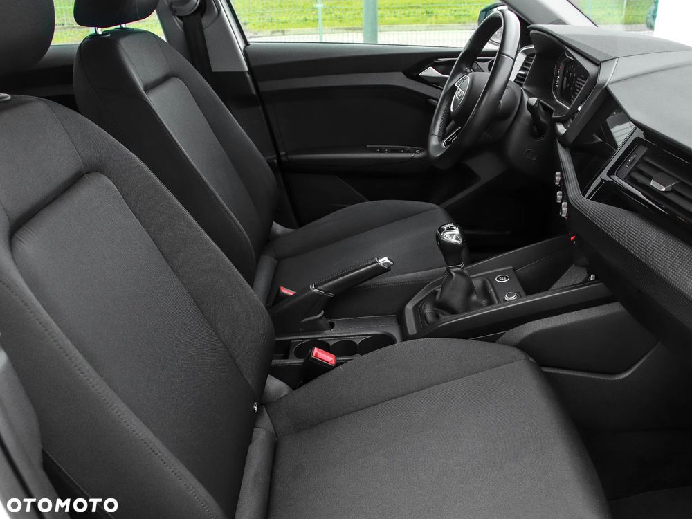 Audi A1 Sportback 30 TFSI Advanced - 13