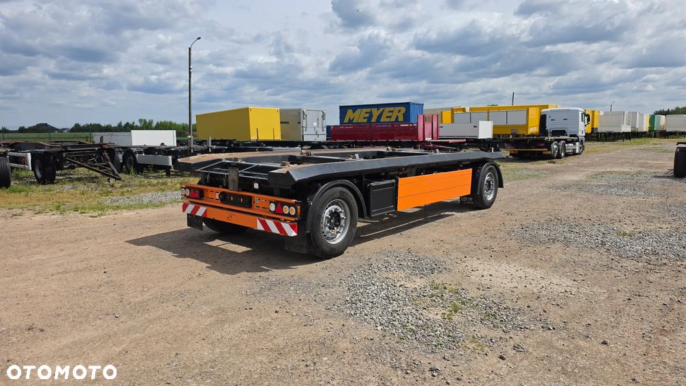 Schmitz Cargobull 31.000zł netto PRZYCZEPA HAKOWIEC DO KONTENERÓW DO ZŁOMU 2011 ROK  ST.BDB MOŻLIWOŚĆ TRANSPORTU - 4