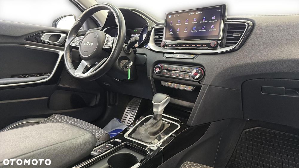 Kia Ceed 1.5 T-GDI Business Line DCT - 33
