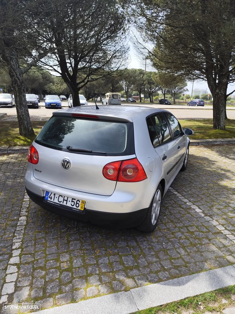 VW Golf 1.9 TDi Confortline DSG - 14