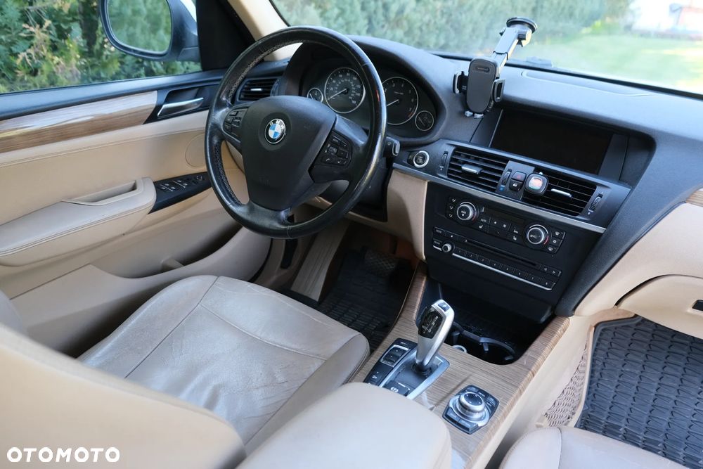 BMW X3 xDrive28i - 7