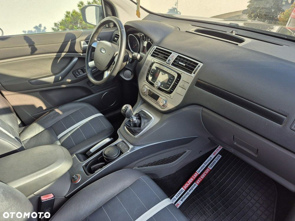 Ford Kuga - 9