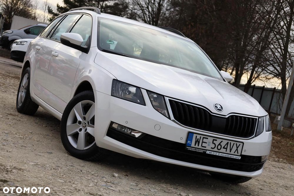 Skoda Octavia 2.0 TDI Ambition DSG - 3