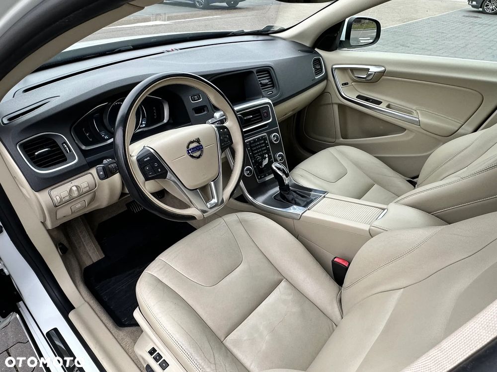 Volvo S60 T5 Drive-E Summum - 17