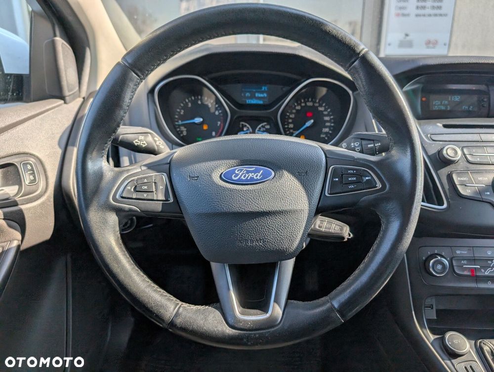Ford Focus 1.6 Trend - 17