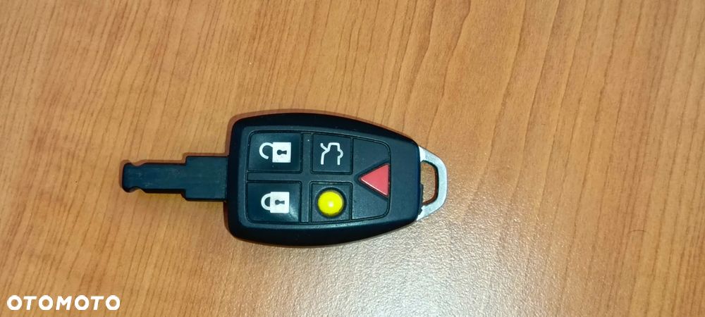 KLUCZ KLUCZYK PILOT OBUDOWA VOLVO V50 S40 C30 - 1