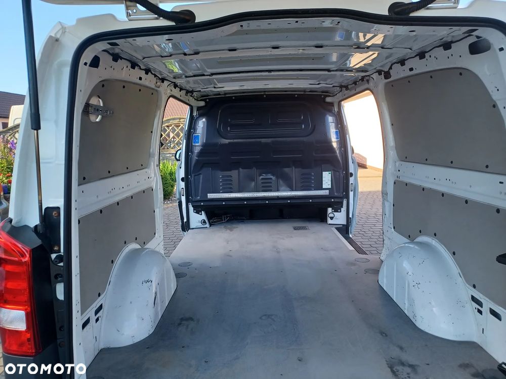 Mercedes-Benz VITO - 18