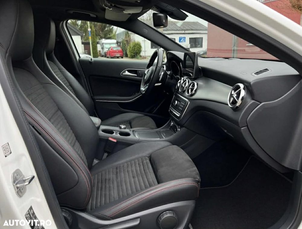 Mercedes-Benz GLA - 5