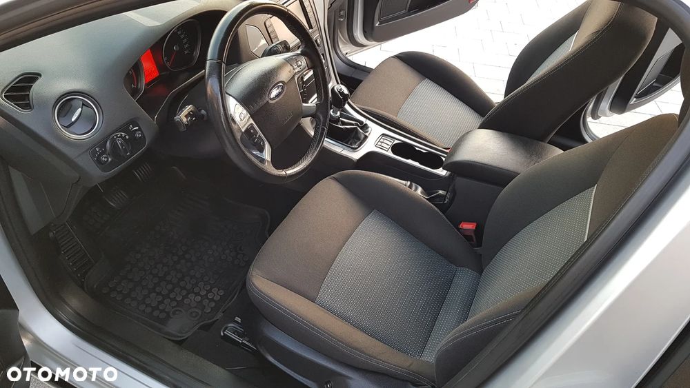 Ford Mondeo 1.6 TDCi Ambiente Plus - 18