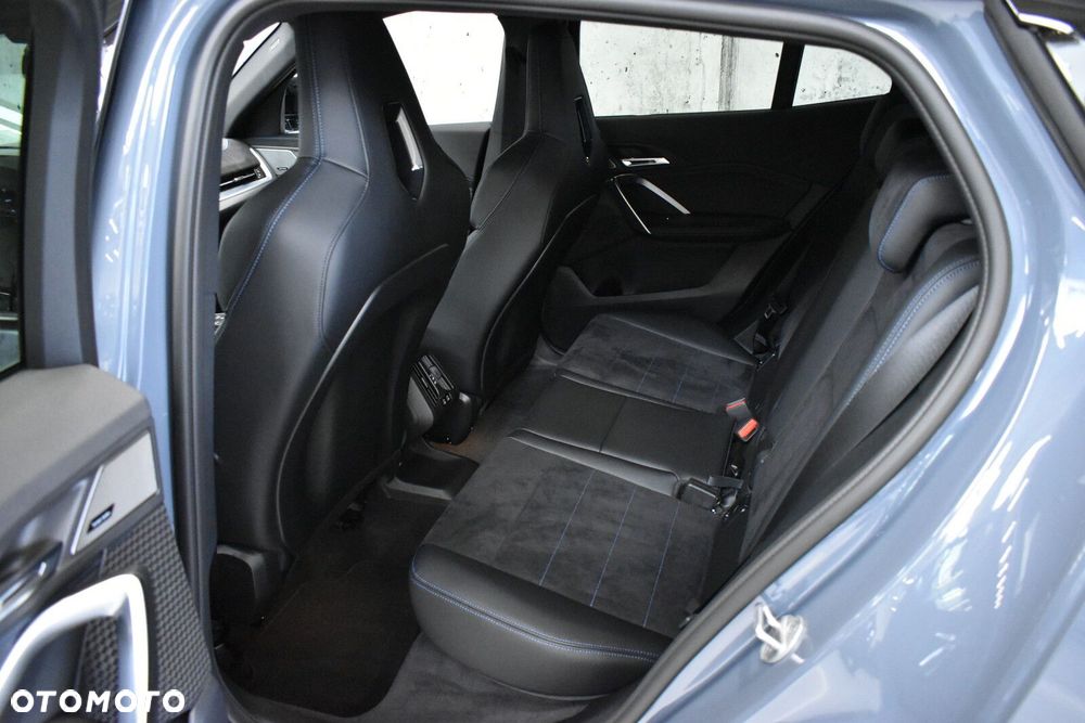 BMW X2 - 24