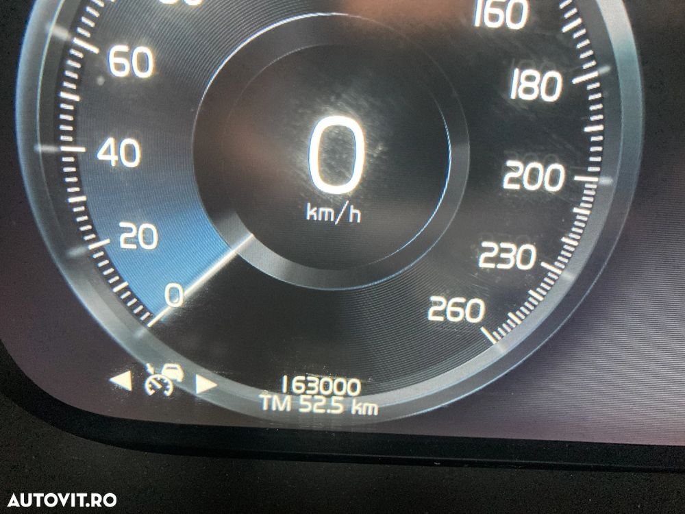 Volvo XC 60 D5 AWD Geartronic Inscription - 4