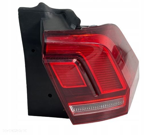 volkswagen tiguan 2 ii lampa tyl tylna prawa - 4