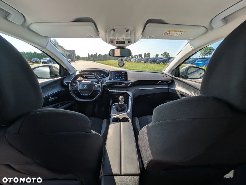 Peugeot 3008 PureTech 130 Stop & Start GPF Allure - 25