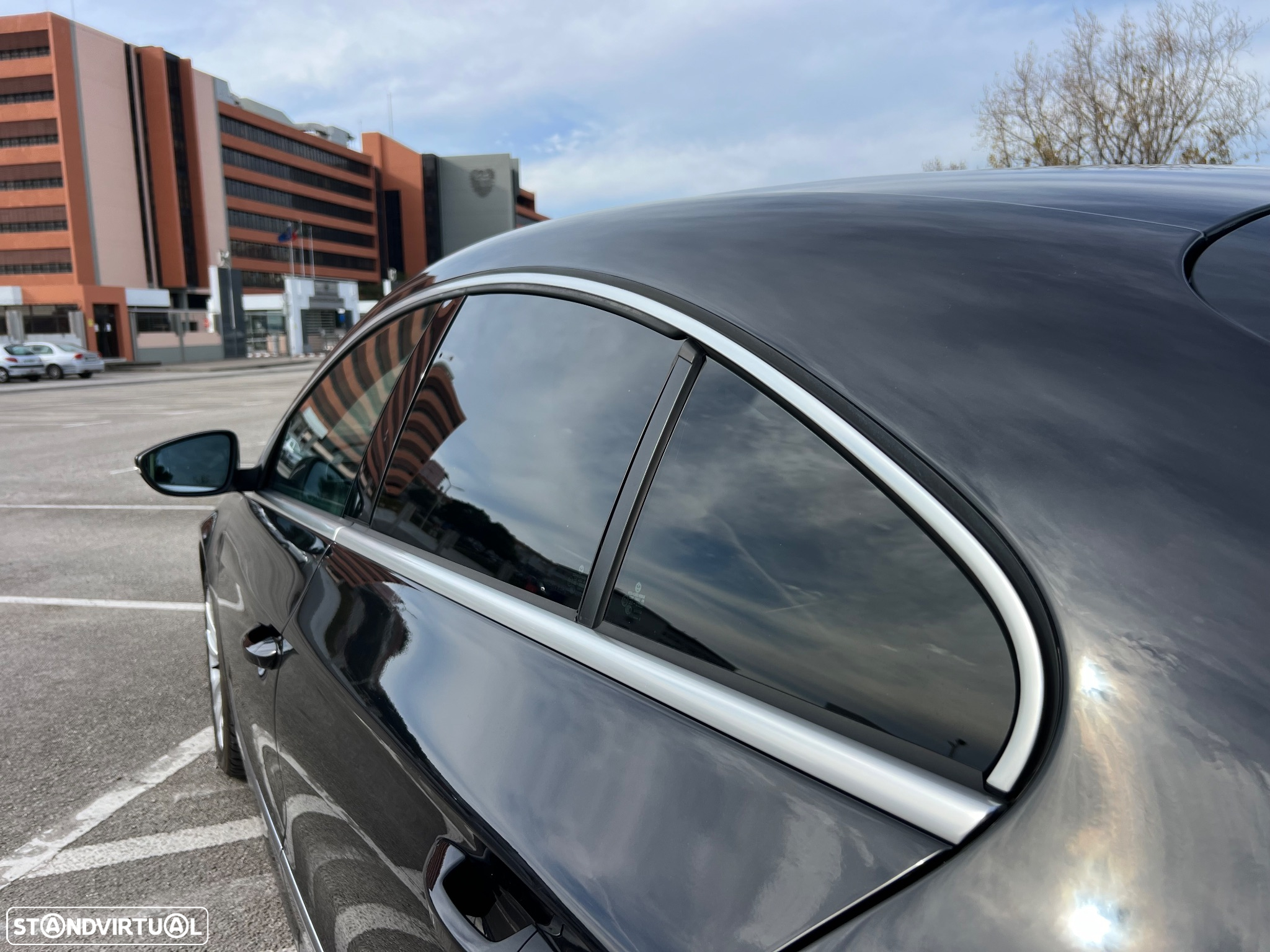 VW Passat CC - 12