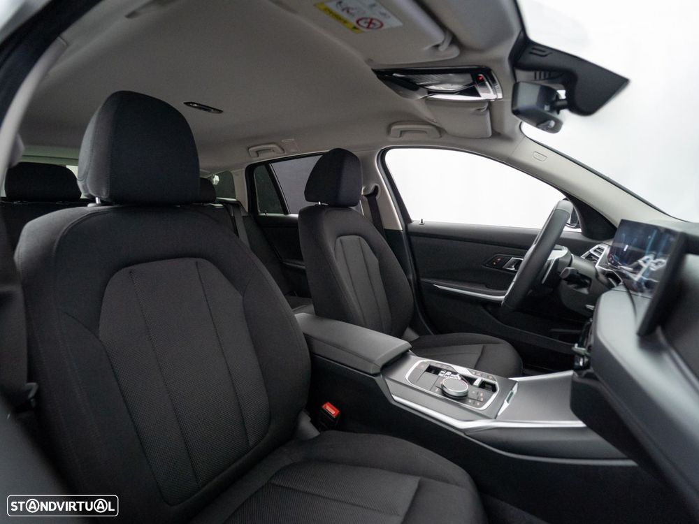 BMW 330 e Auto - 49
