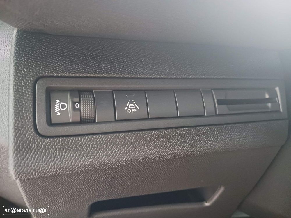 Peugeot 5008 1.5 BlueHDi Allure Pack EAT8 - 24