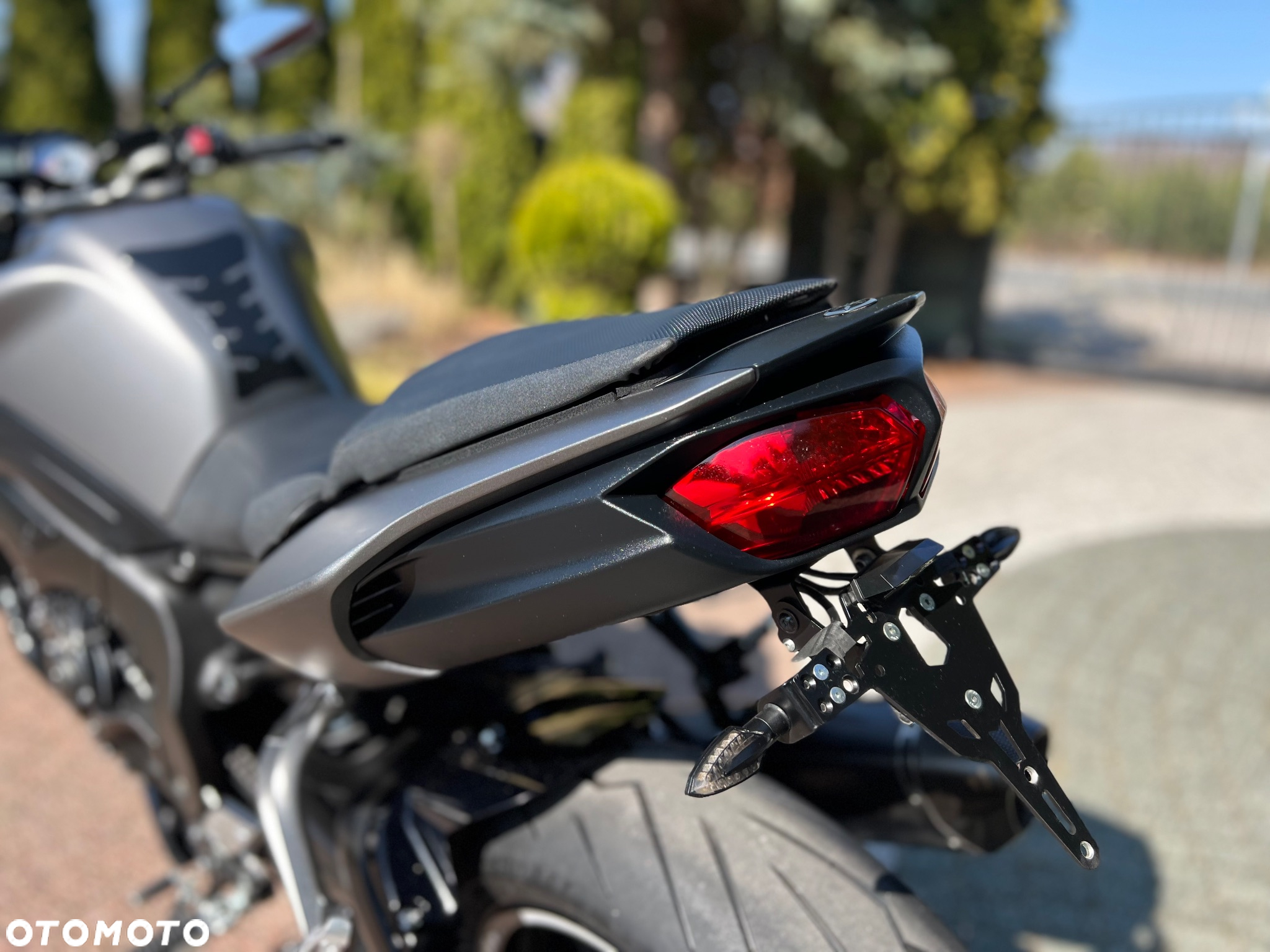 Yamaha FZ8 - 20