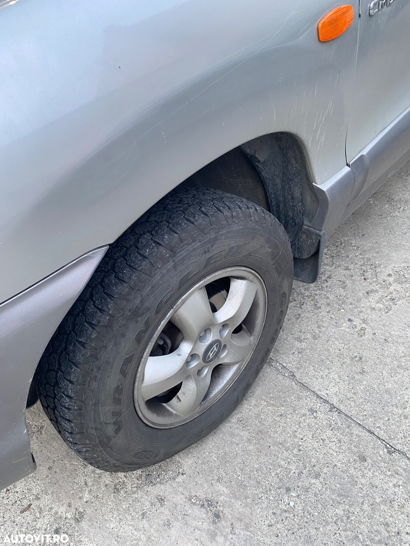 Hyundai Santa Fe - 2