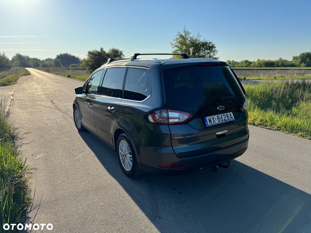 Ford Galaxy 2.0 EcoBlue Twin-Turbo Titanium - 4