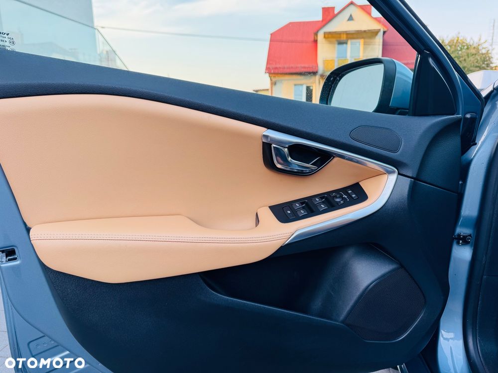 Volvo V40 D3 Geartronic Inscription - 15