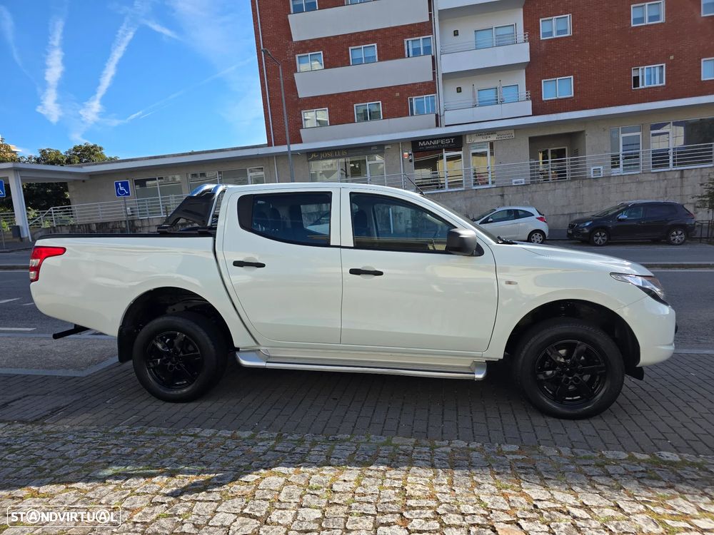 Mitsubishi L200 2.4 DI-D CD Invite 2WD - 7
