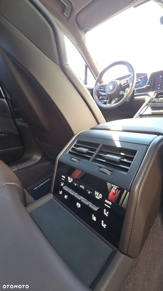 Porsche Panamera - 31