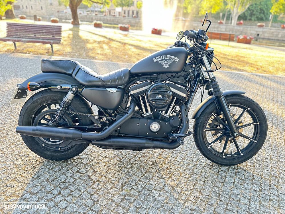 Harley-Davidson Sportster 883 Iron - 11