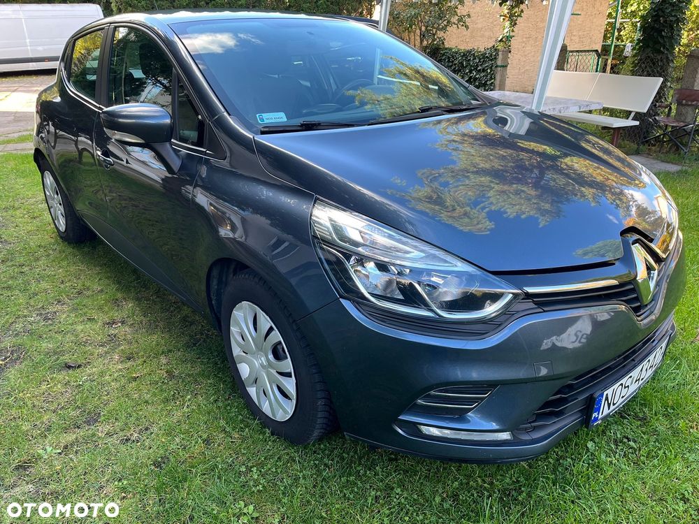 Renault Clio - 2