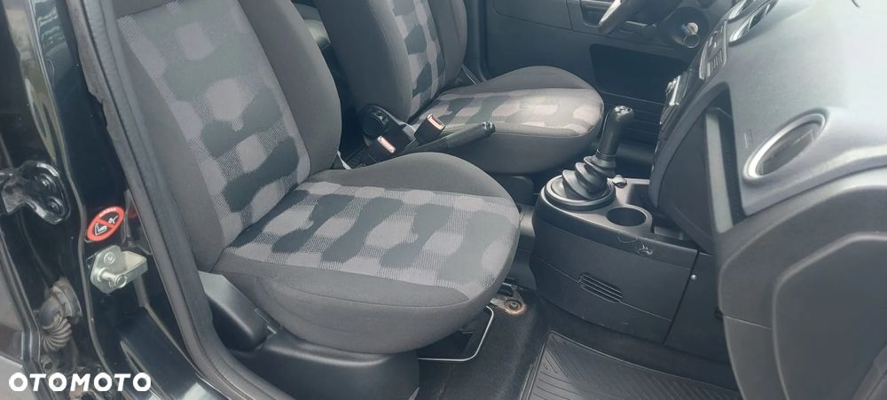 Ford Fusion 1.4 Trend - 15