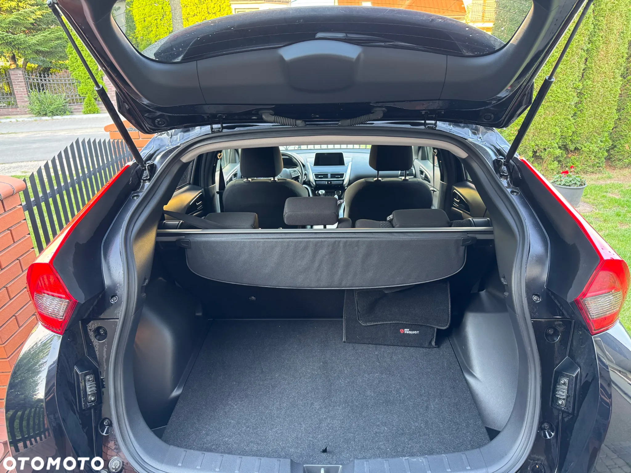 Mitsubishi Eclipse Cross 1.5 T Intense - 6