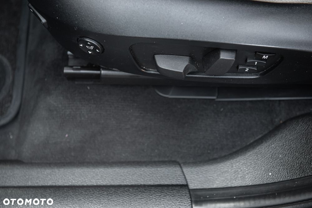 BMW X3 xDrive35i Sport-Aut - 18