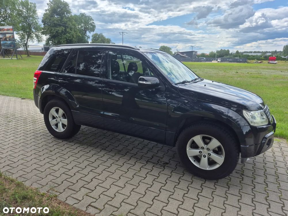 Suzuki Grand Vitara 2.4 De Luxe - 6